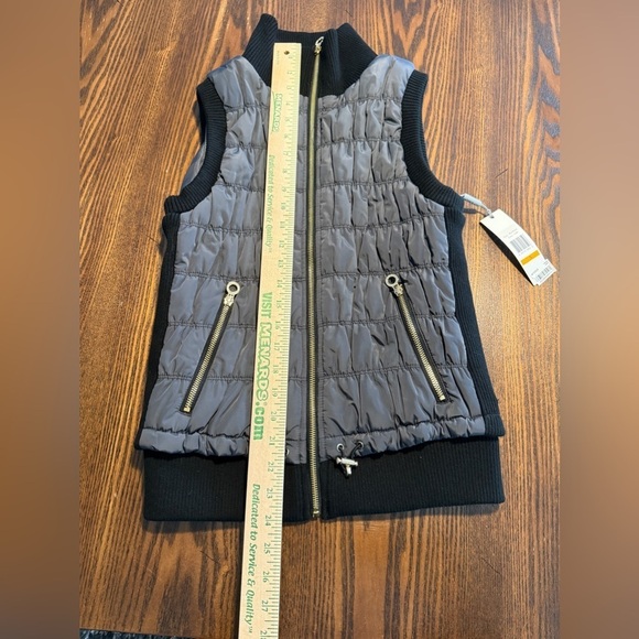 Calvin Klein Performance Puffer Down Vest Jacket Women’s Sz S Black Zip NWT - Picture 6 of 16